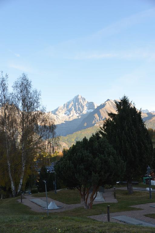 Hotel-Restaurant Ronalp Burchen Екстер'єр фото