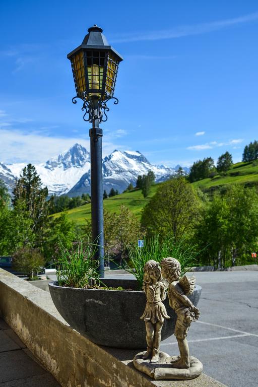 Hotel-Restaurant Ronalp Burchen Екстер'єр фото